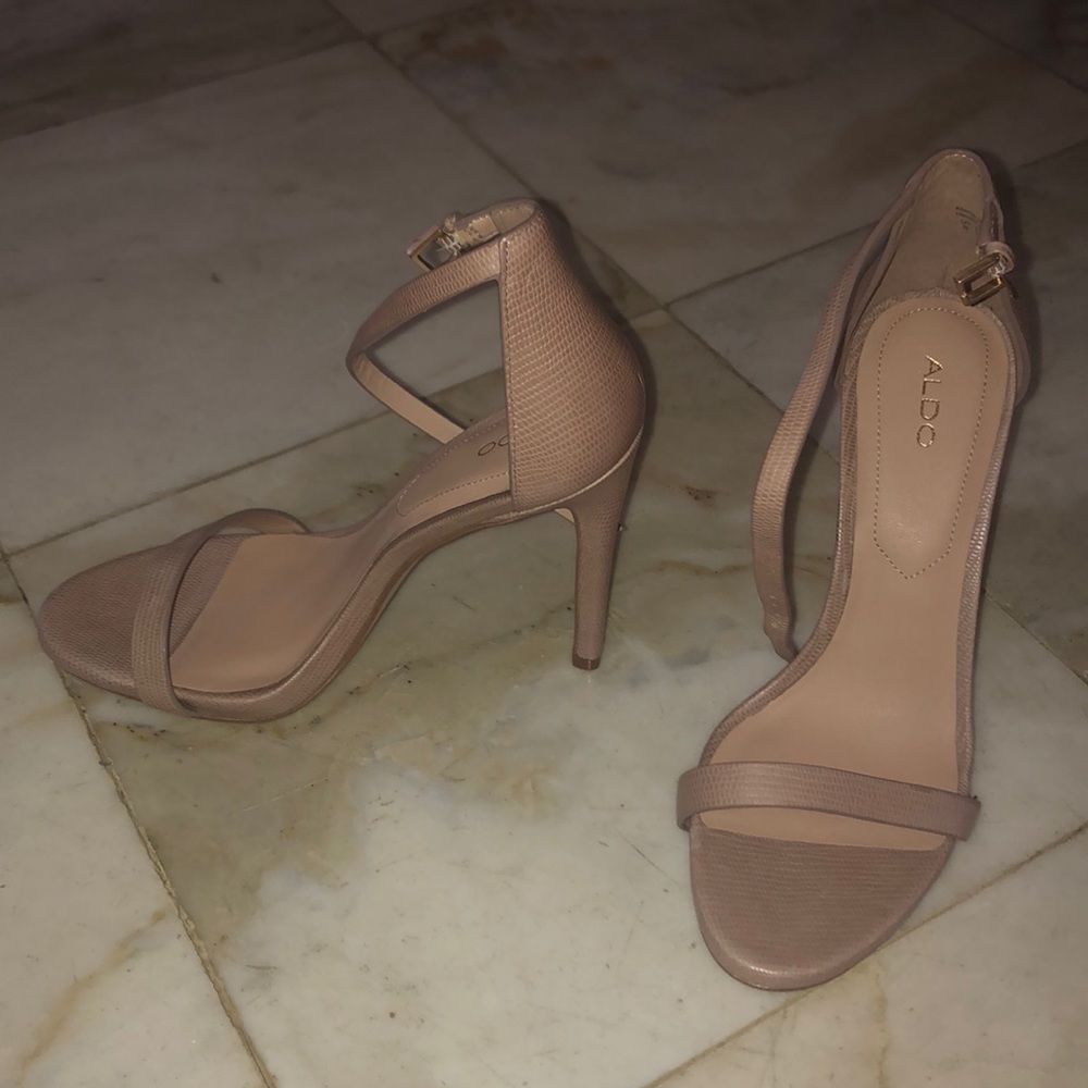 Snake skin strap heel